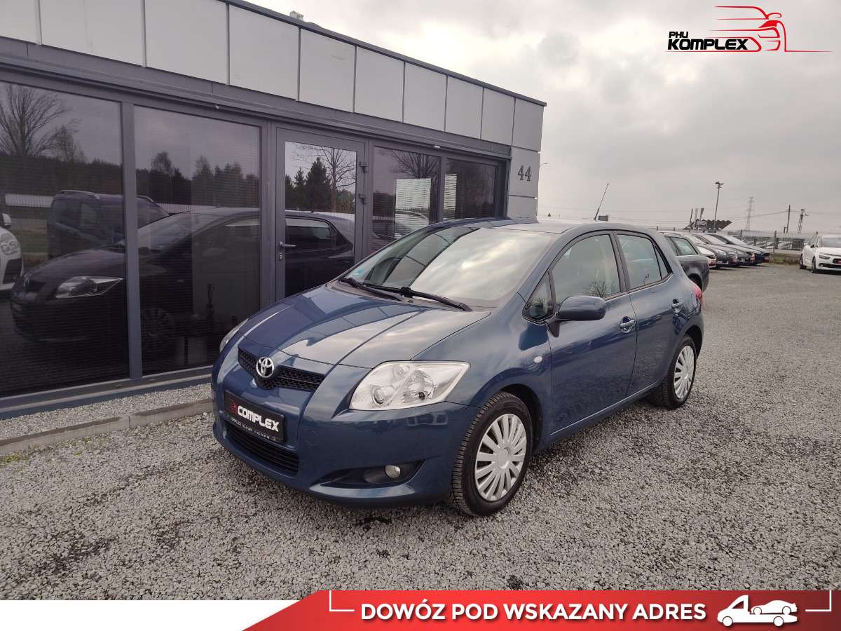 toyota auris